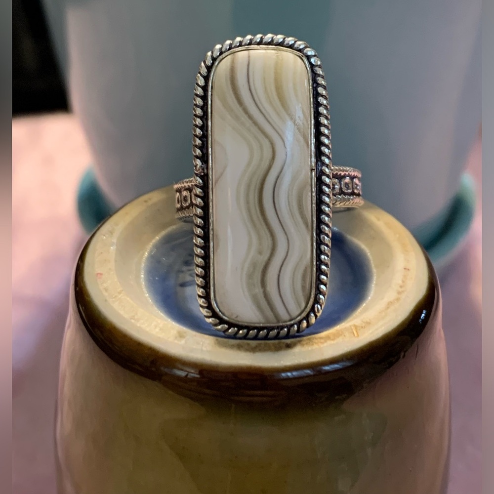 GENUINE GEMSTONE SILVER RING. Size 9.